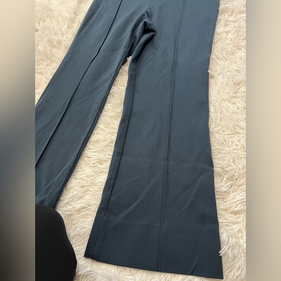 M.M. Lafleur Maternity Pants - Size 14 - Picture 4 of 7